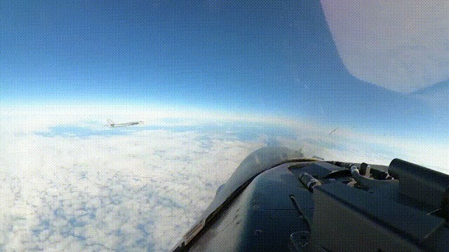 F-16ض˹ͼ-95MSը -35Sײ