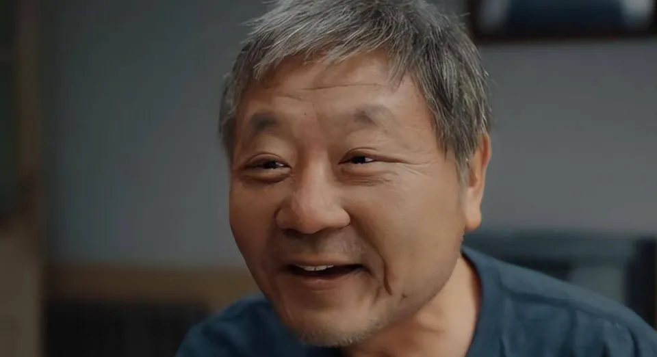 뿪ԱɽӰۣΰӰϷζӮ