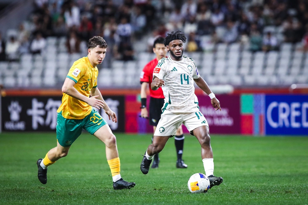 ս5-4ʤĴ׶U20ޱھЯɳպ