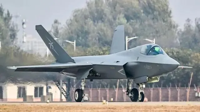ԵF-35вжҪټ-35