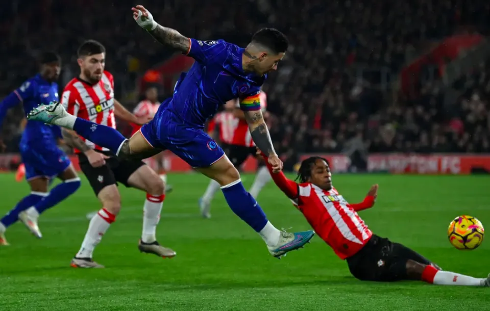 űϲҹʧ3-3ƽ 3-0 ж5-1