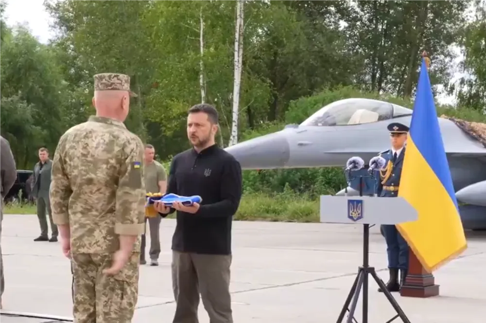 ھɥʧ4F-16սУԱզģ