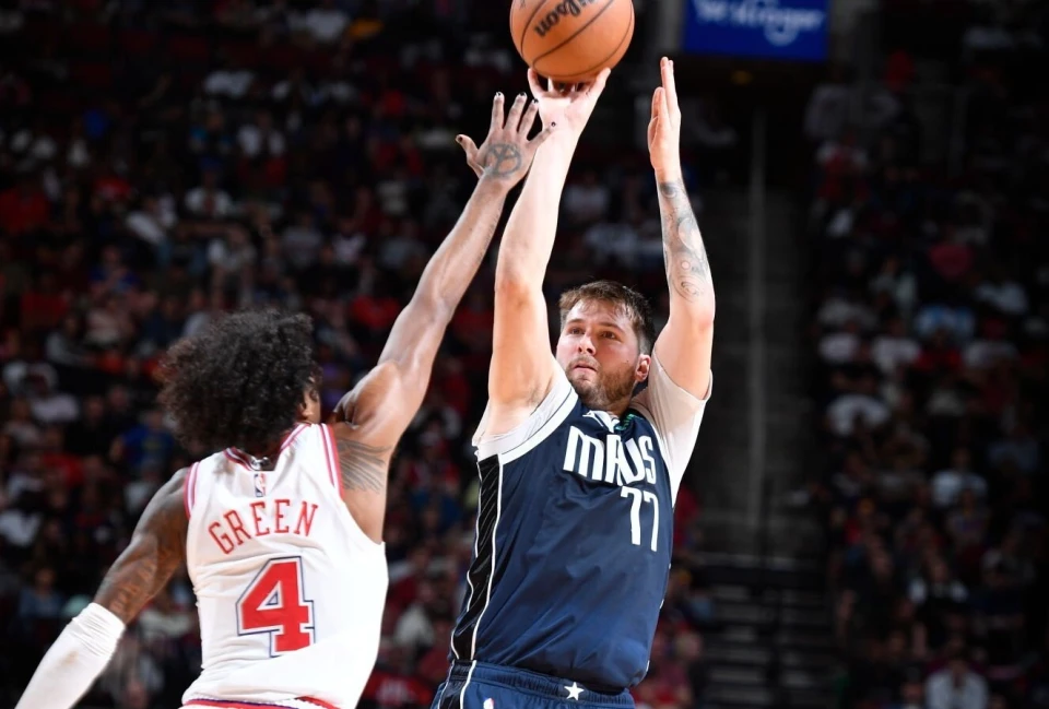 NBA47+9ִ򱬸 Ե12ʤ