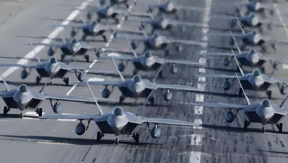 Ϲ-20սԶӰ쿪ʼ