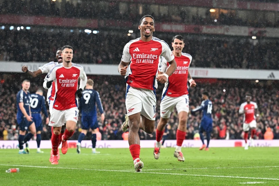 űϲҹ3:0ж5:1 ƽ 