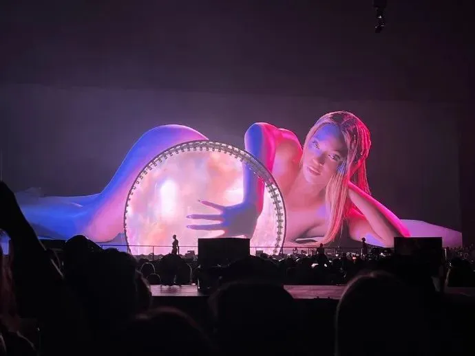 ʱ7꣬Beyonceһع飬̨ը
