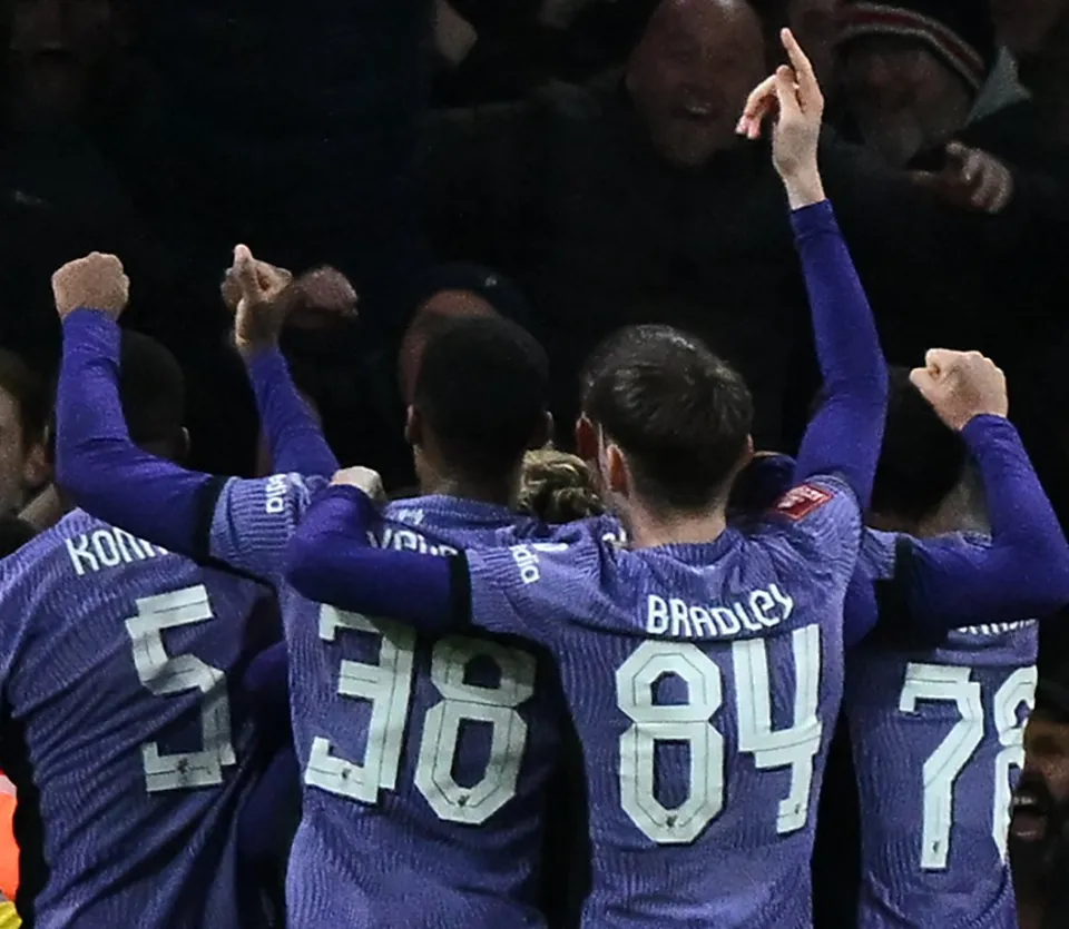 ܱ2-0̭ɭɣ3п ŵ˹