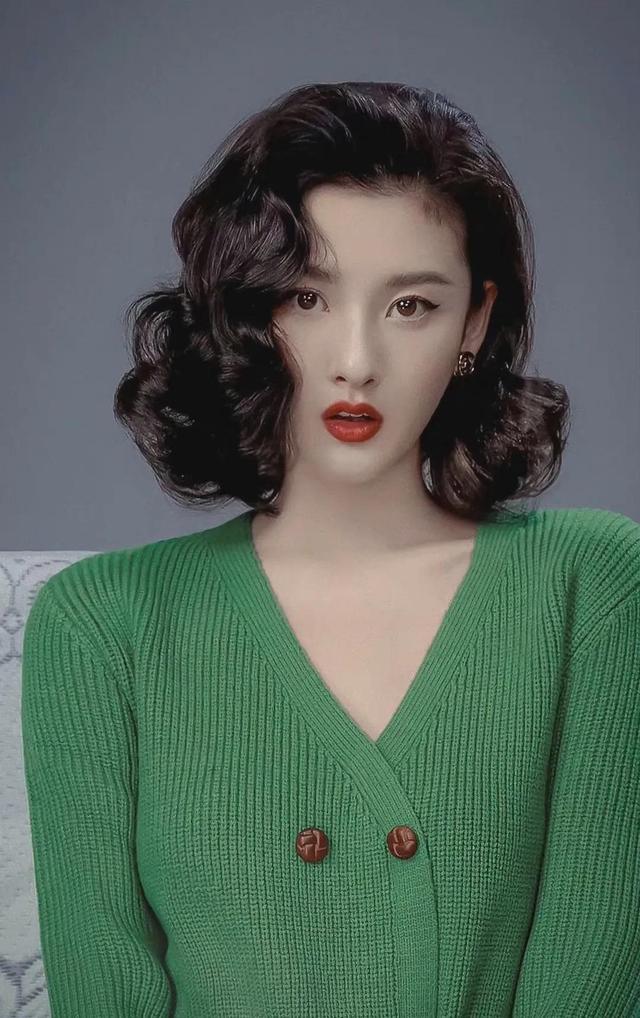 Ů 