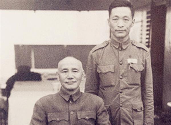 1938֮꣬Ӱݸëϯһ֧̣ëϯ
