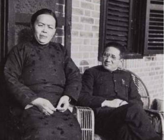 1949֪꣬ǮܶǸֲ6000Ԫ